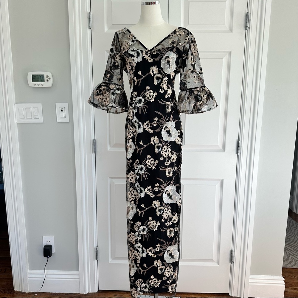 Adrianna Papell Floral Lace Embroidered Bell Sleeve Dress Wedding Guest Size 8